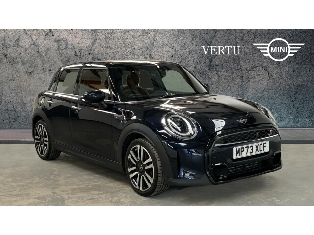 Main listing image - MINI Hatchback
