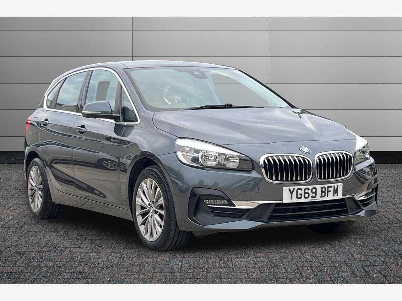 Main listing image - BMW 2 Series