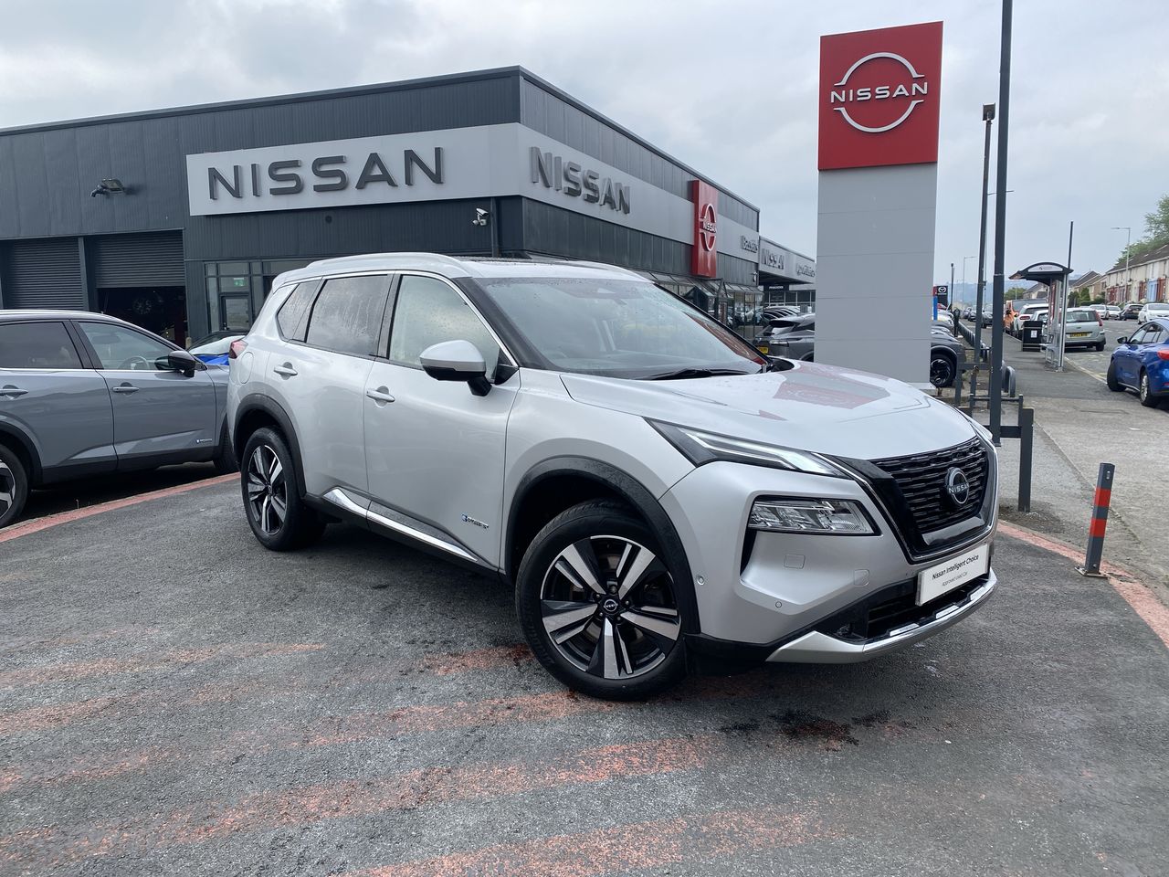 Main listing image - Nissan X-Trail
