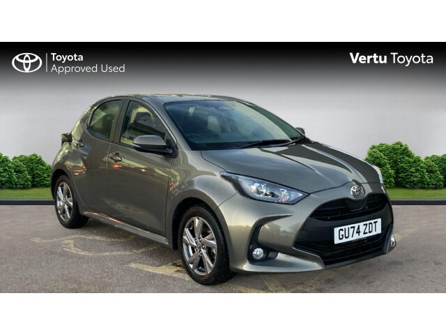 Main listing image - Toyota Yaris