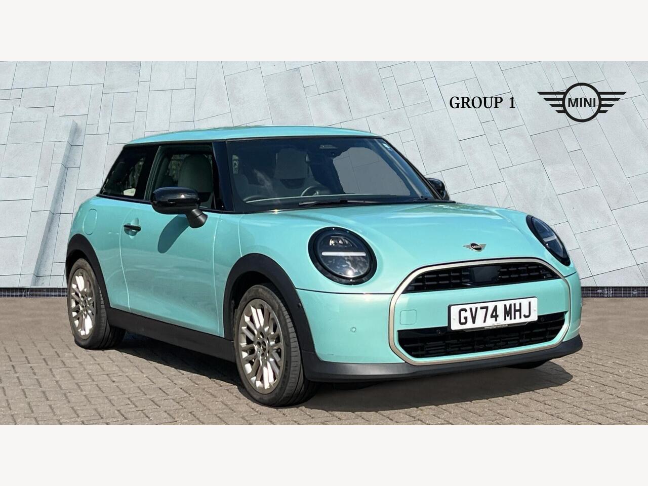 Main listing image - MINI Hatchback
