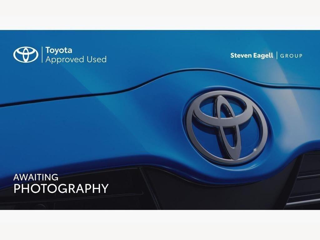 Main listing image - Toyota Yaris Cross