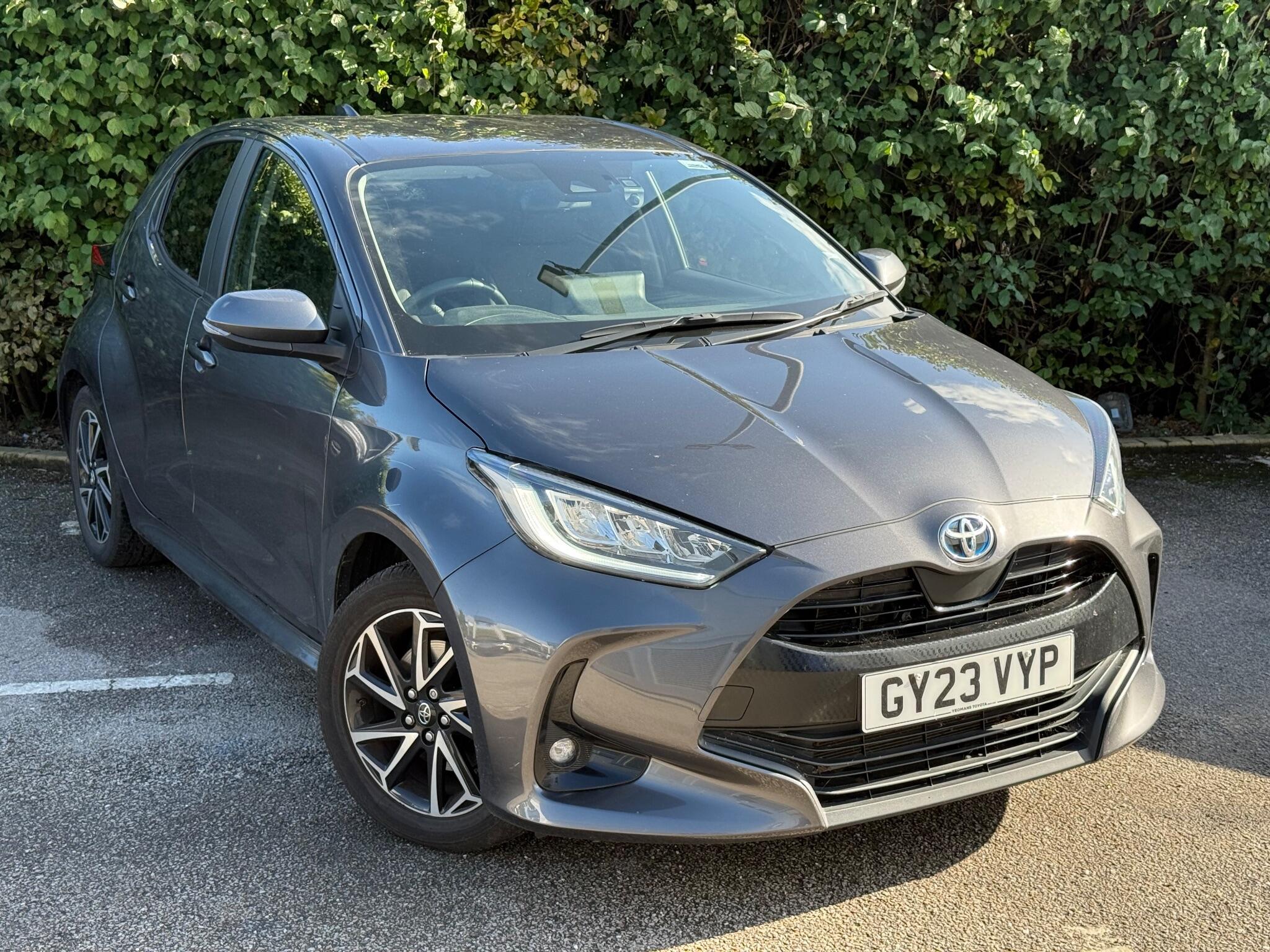 Main listing image - Toyota Yaris