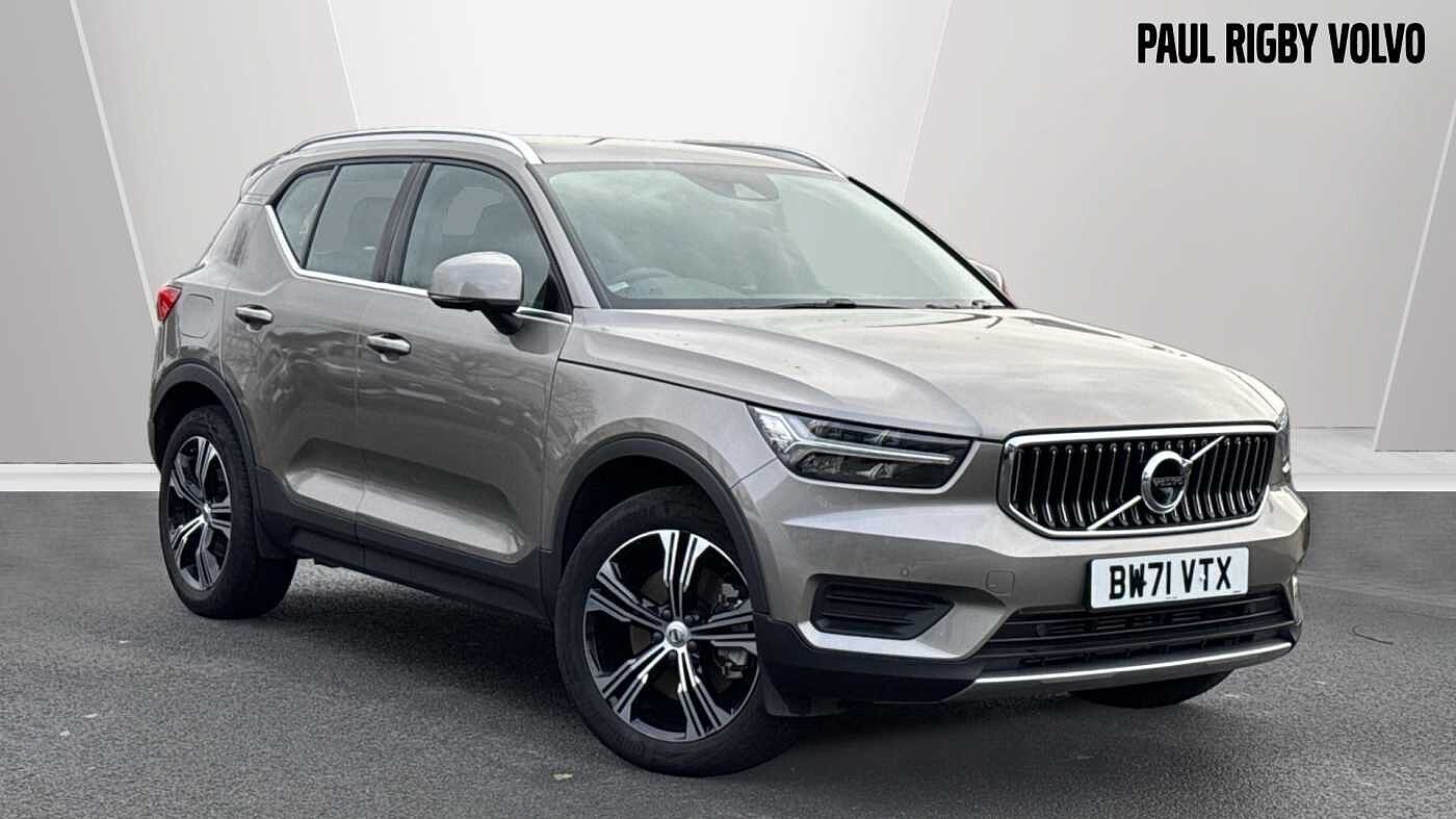 Main listing image - Volvo XC40