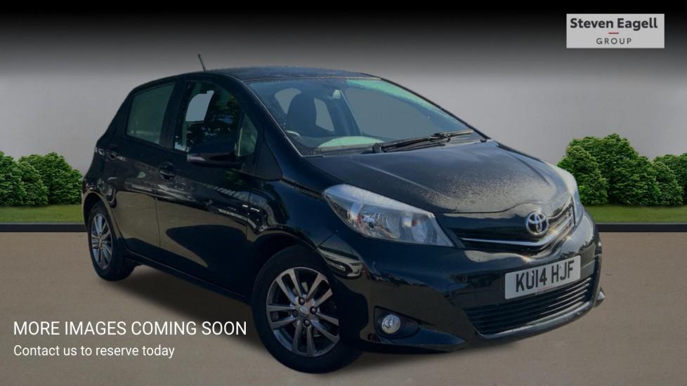 Main listing image - Toyota Yaris