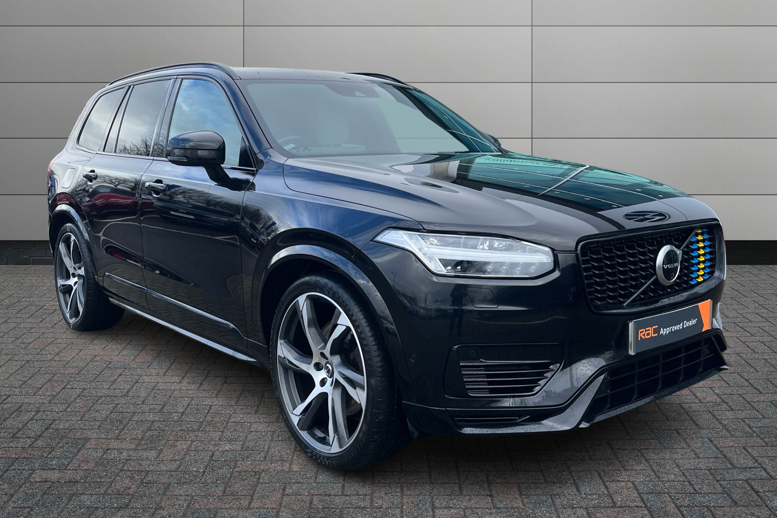 Main listing image - Volvo XC90