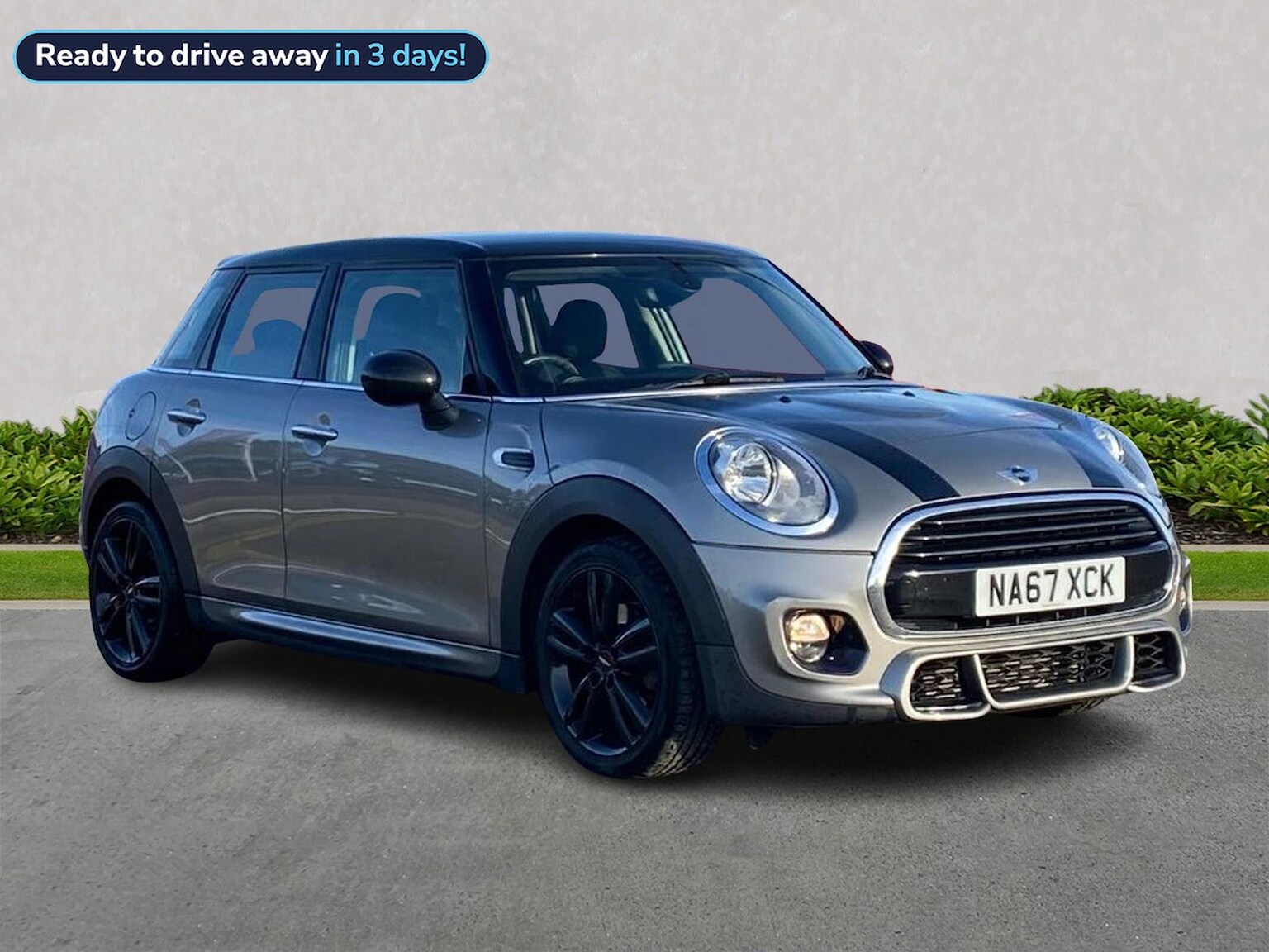 Main listing image - MINI Hatchback 5dr