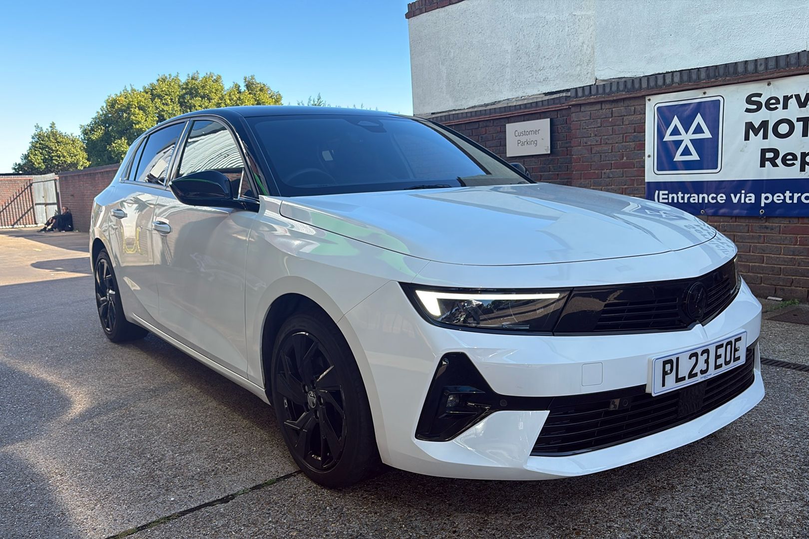 Main listing image - Vauxhall Astra
