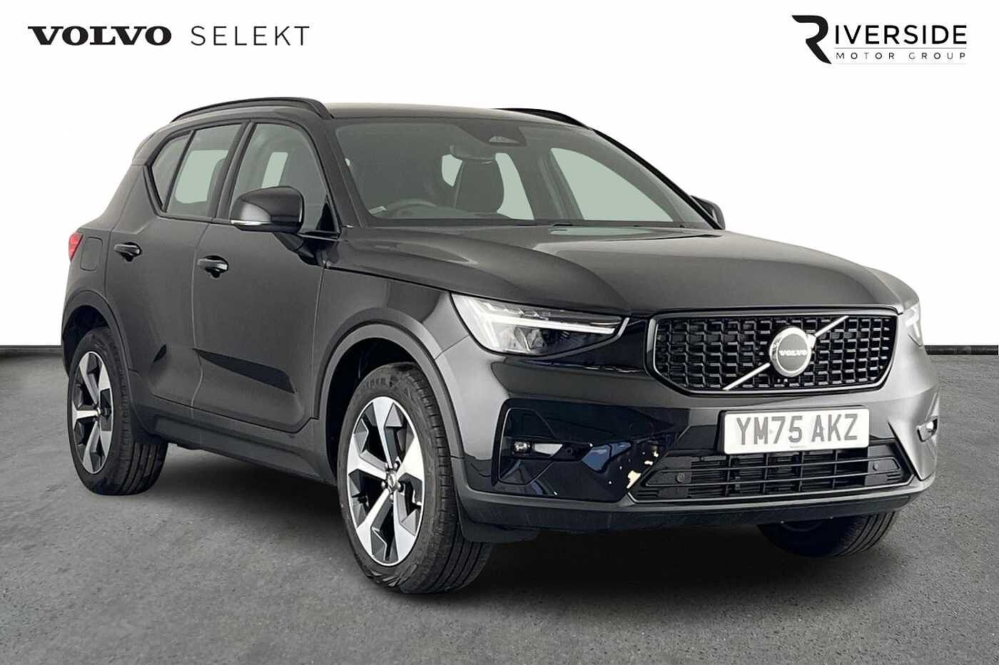 Main listing image - Volvo XC40