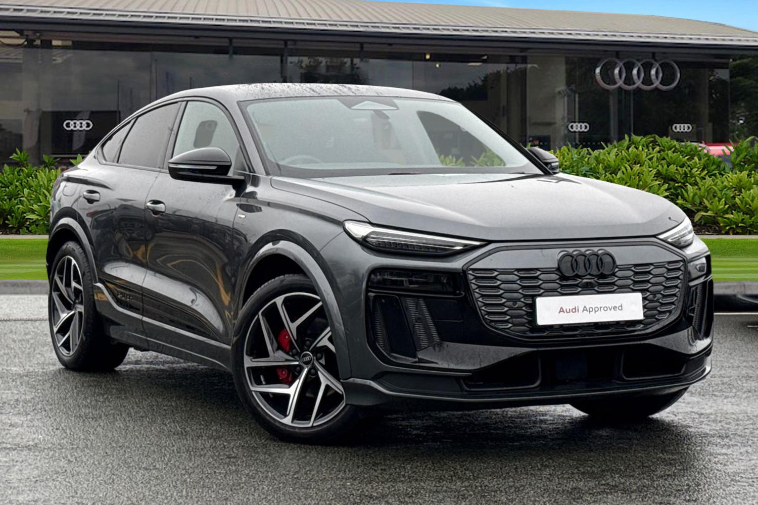 Main listing image - Audi Q6 e-tron