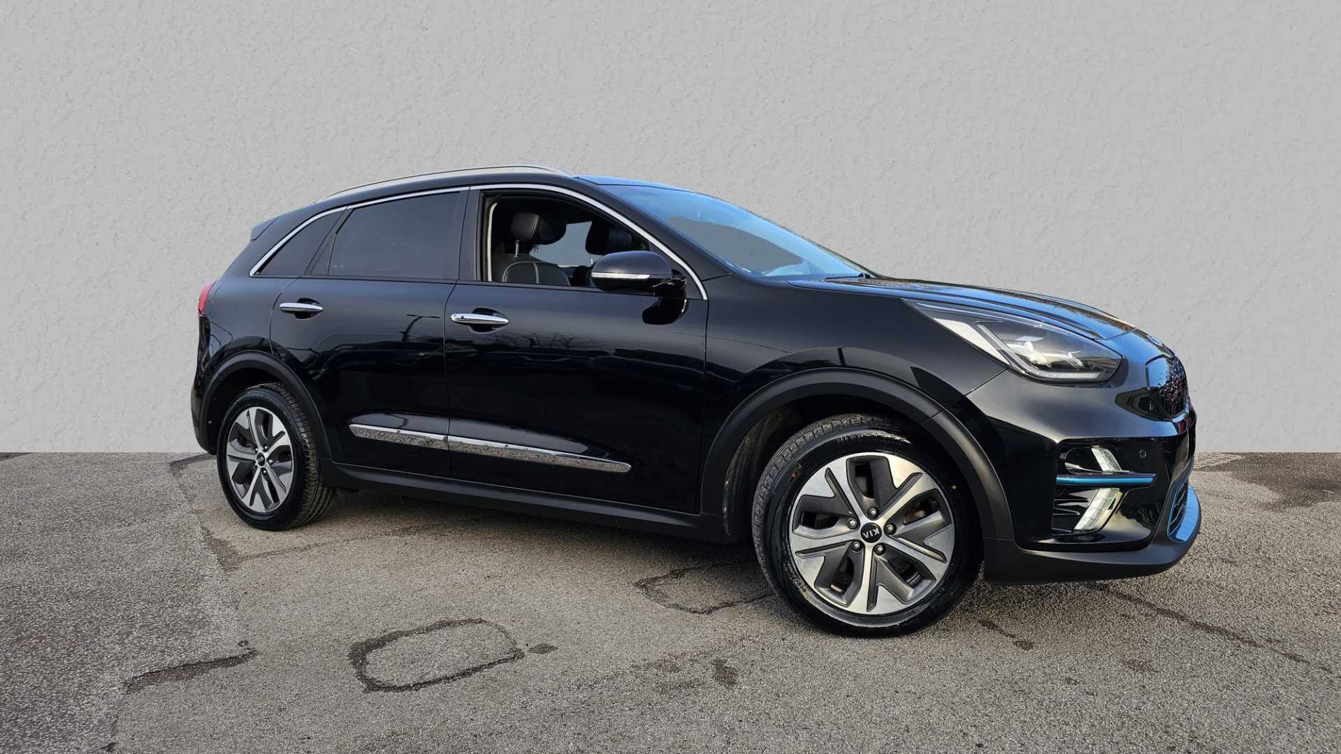 Main listing image - Kia e-Niro