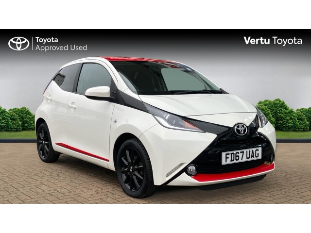 Main listing image - Toyota Aygo