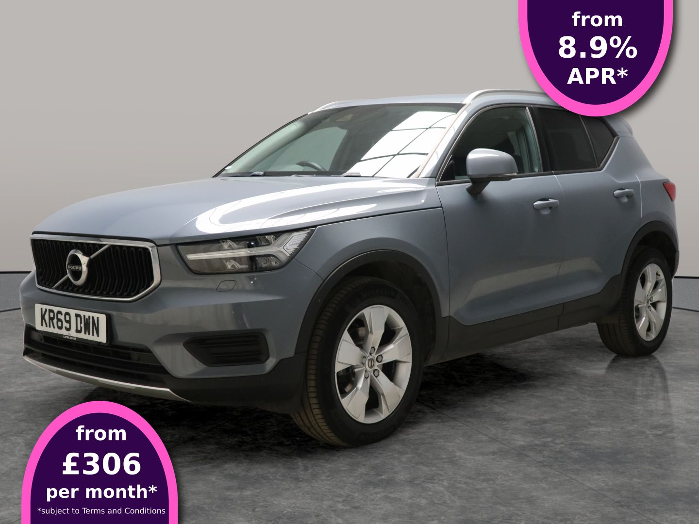 Main listing image - Volvo XC40