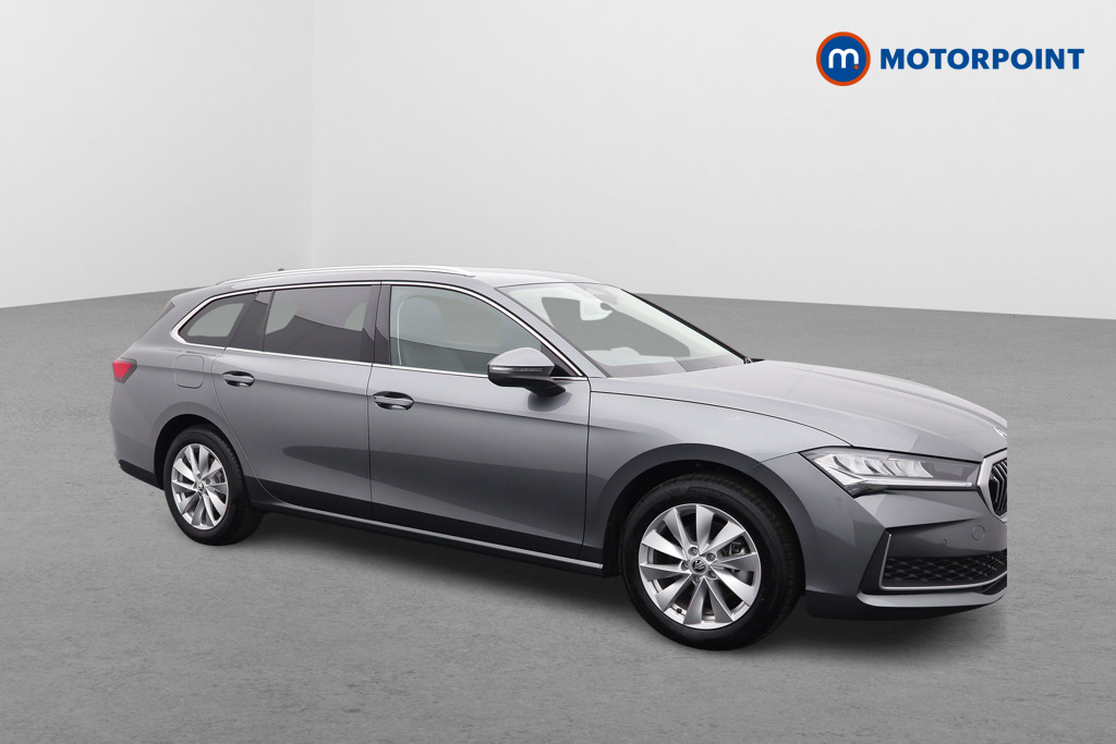 Main listing image - Skoda Superb Estate