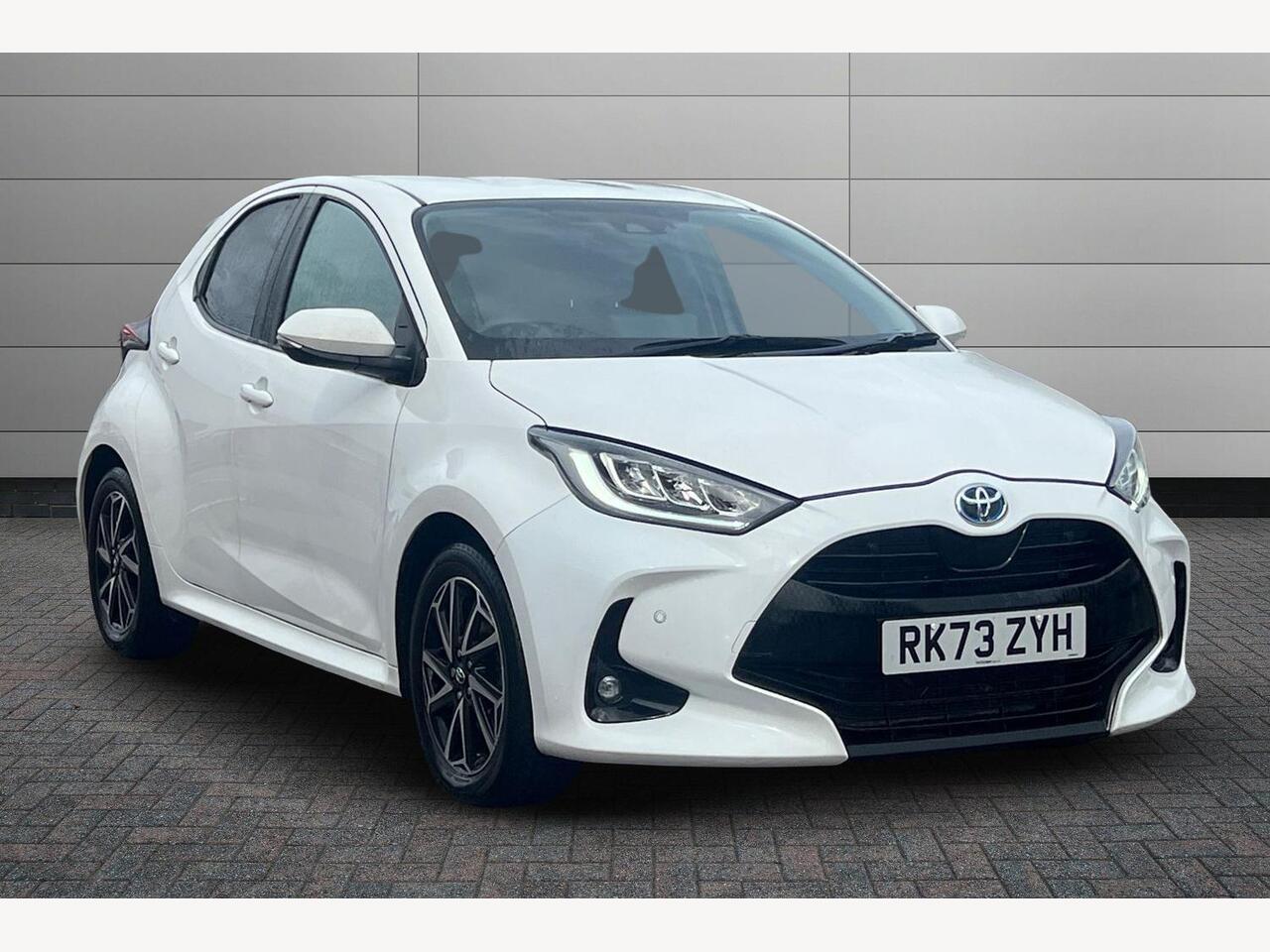 Main listing image - Toyota Yaris