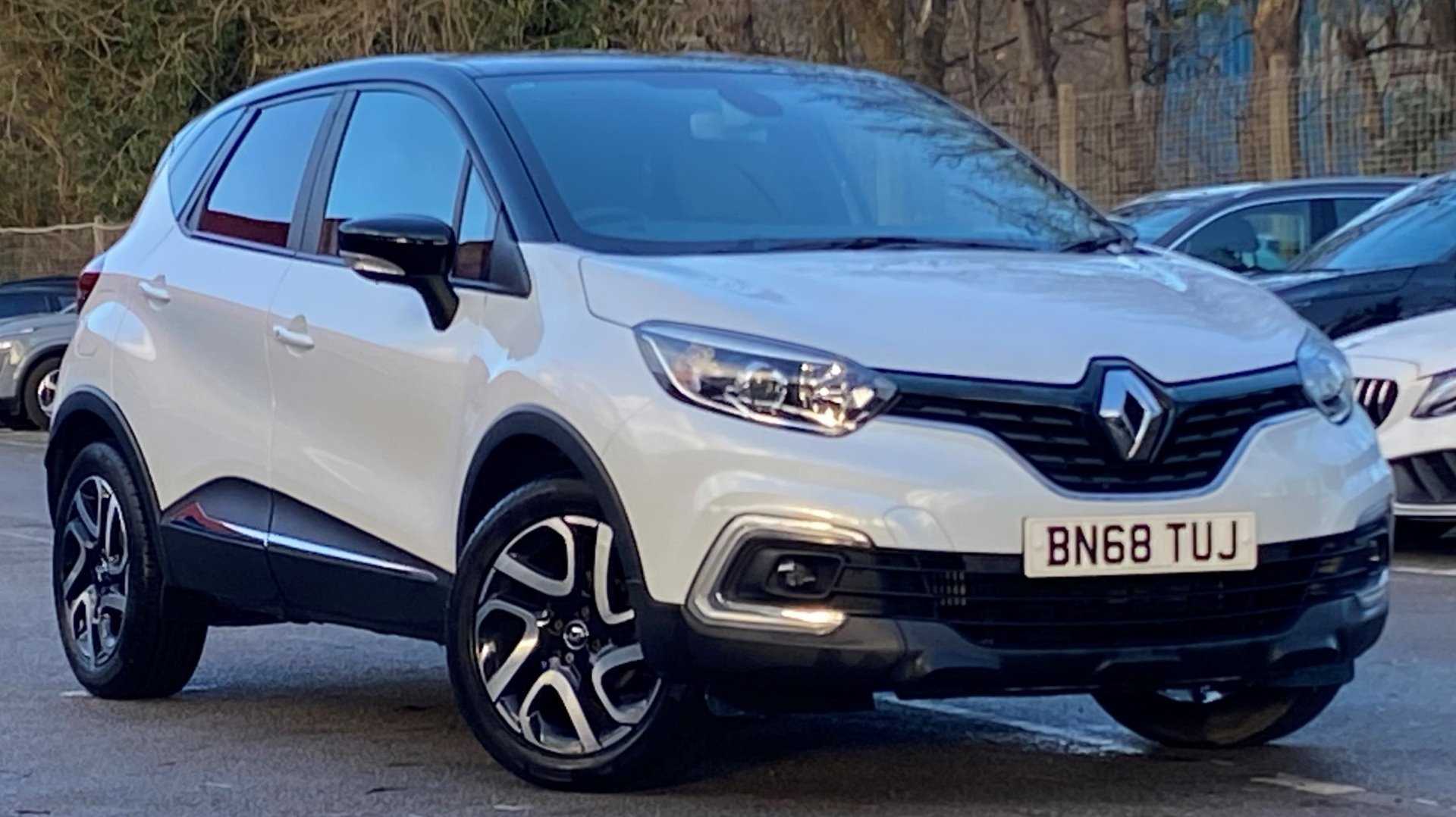 Main listing image - Renault Captur