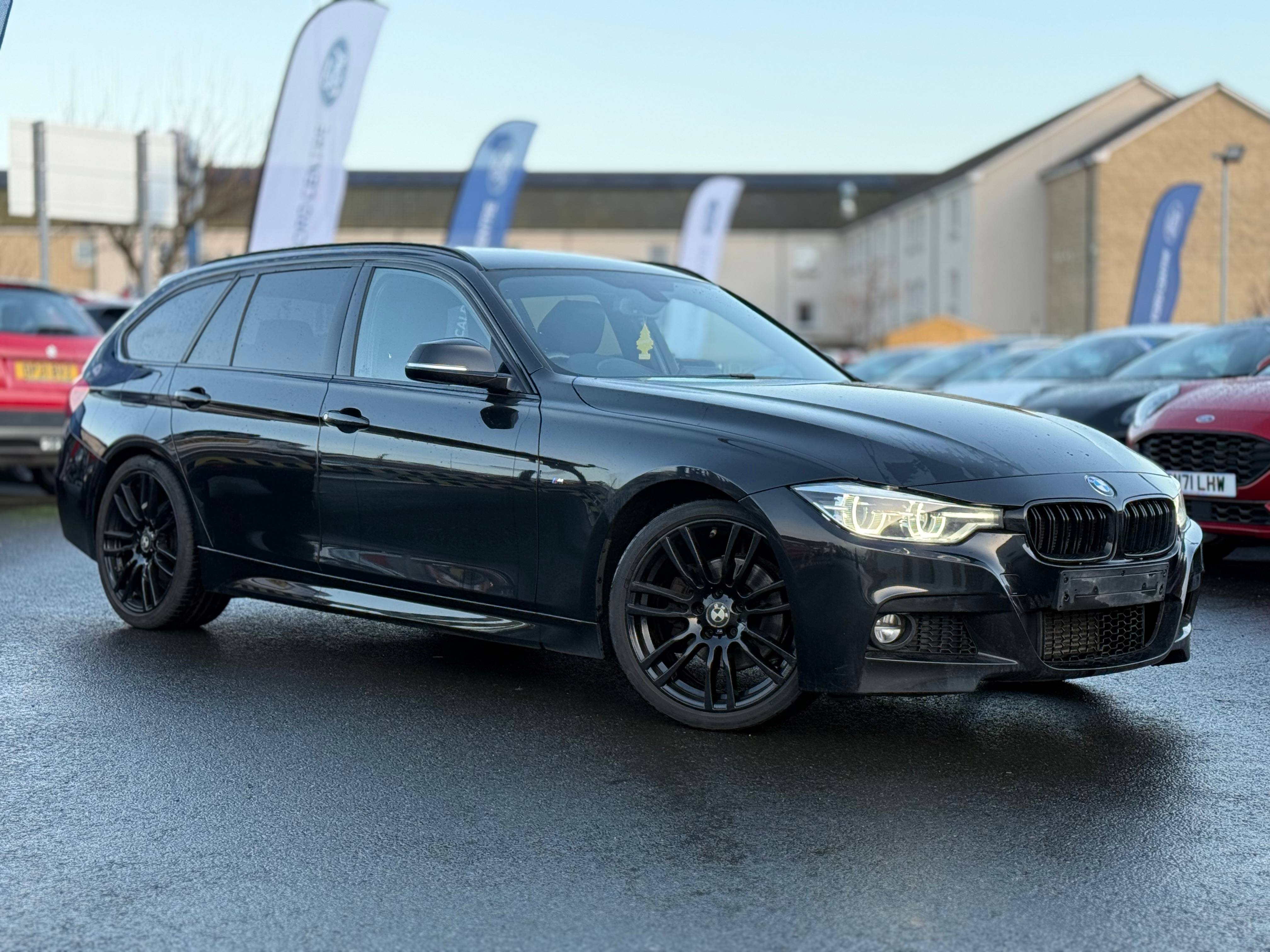 Main listing image - BMW 3 Series Touring