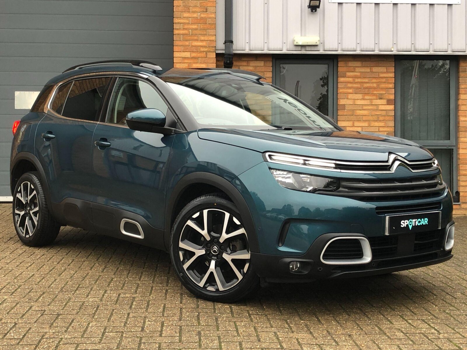 Main listing image - Citroen C5 Aircross