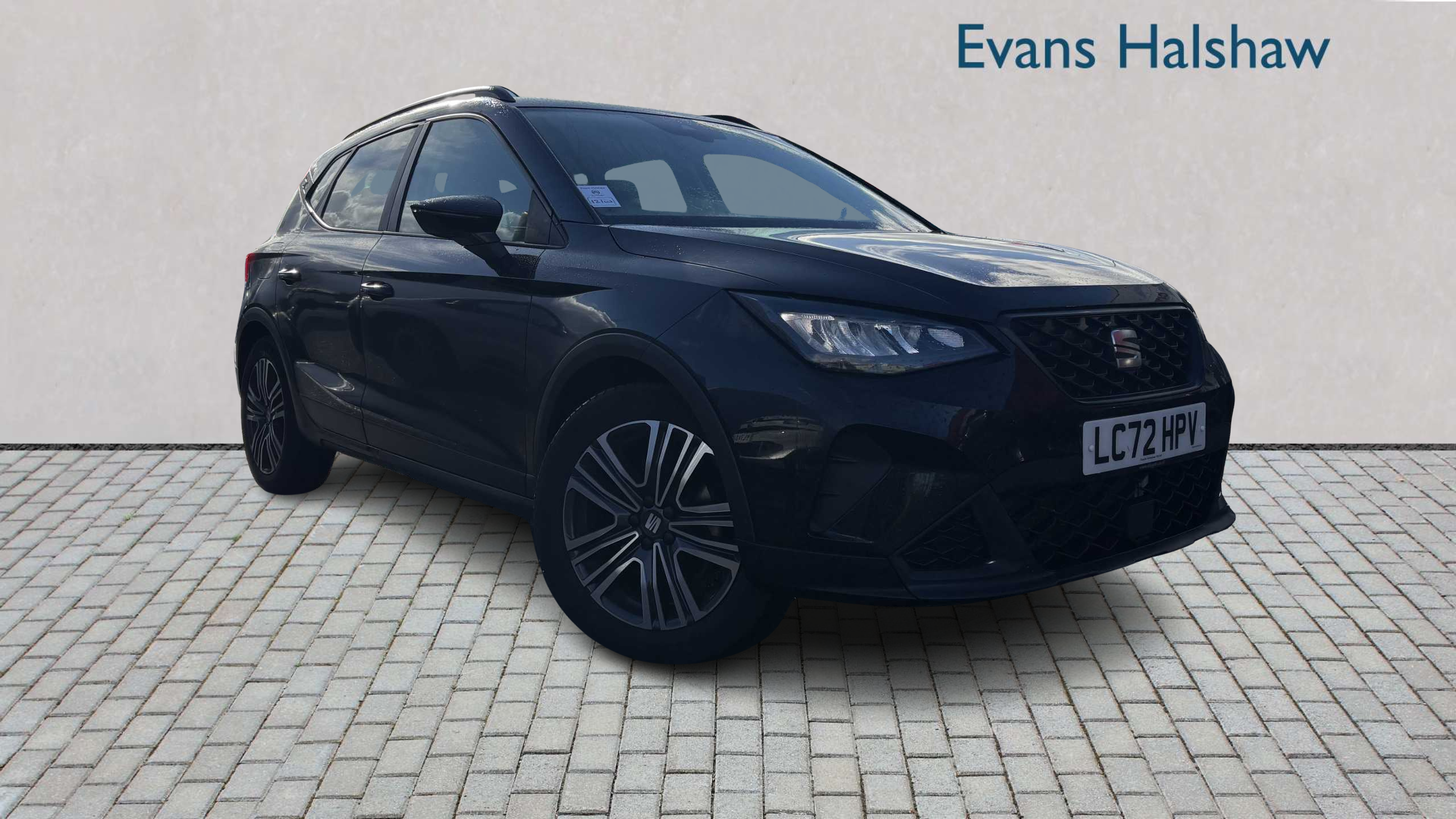 Main listing image - SEAT Arona