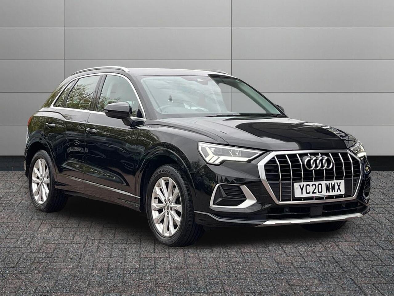 Main listing image - Audi Q3