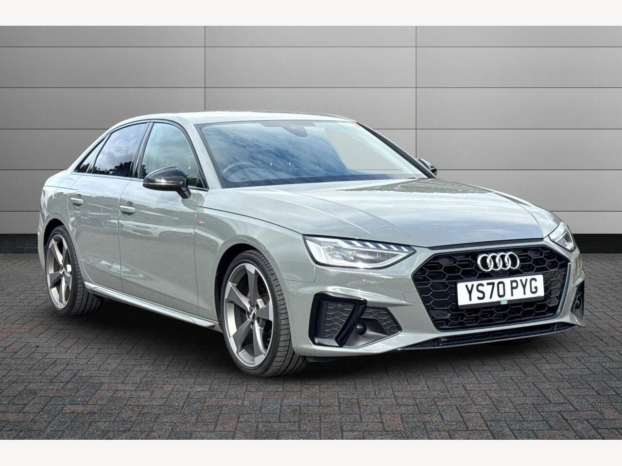 Main listing image - Audi A4