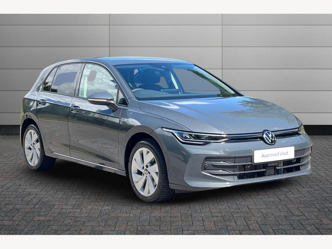 Main listing image - Volkswagen Golf