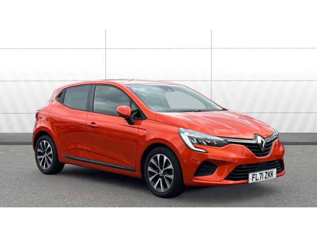 Main listing image - Renault Clio