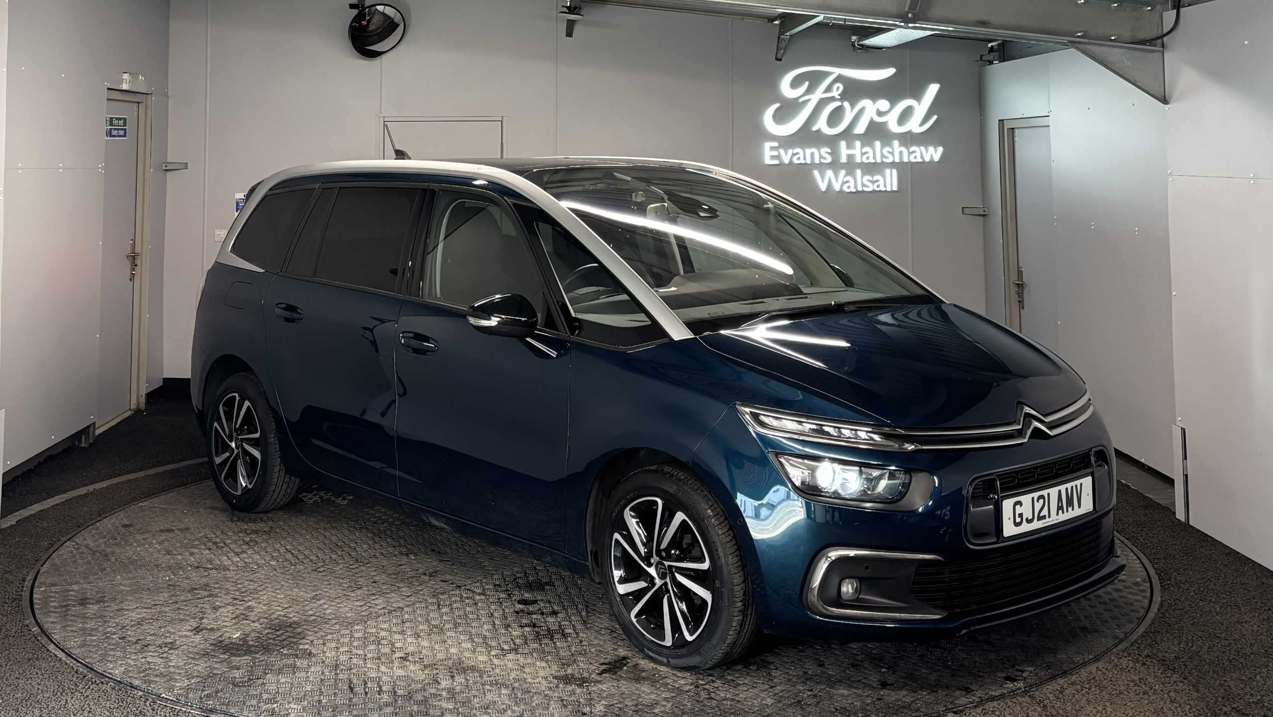 Main listing image - Citroen Grand C4 SpaceTourer