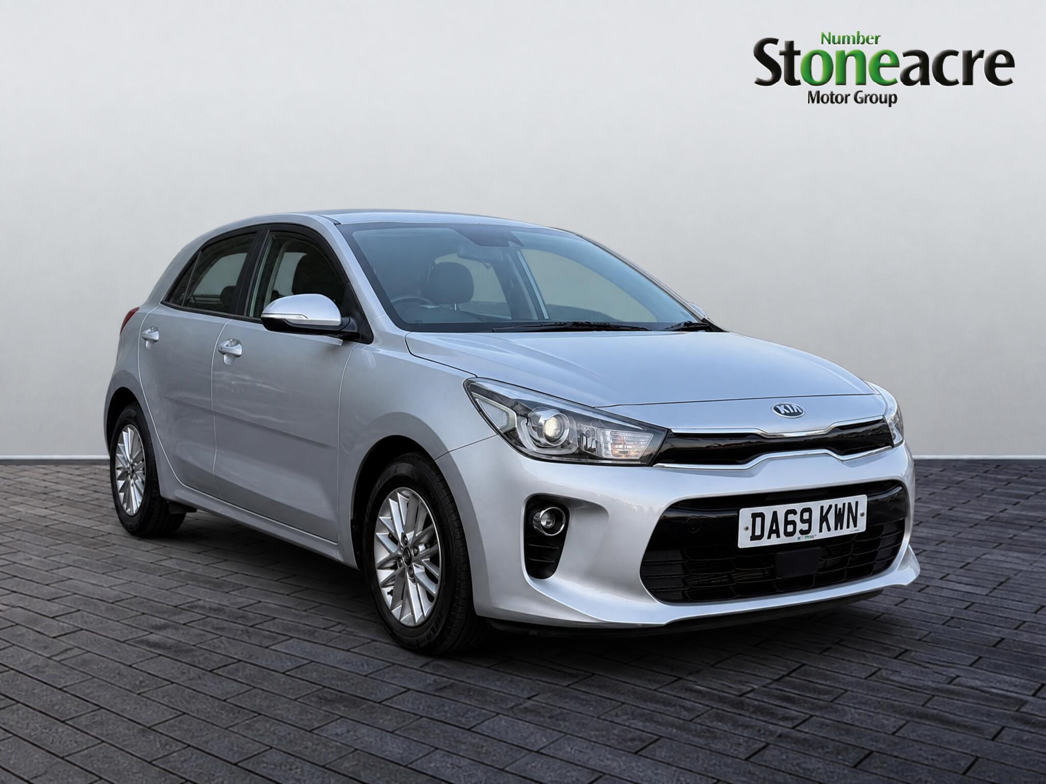 Main listing image - Kia Rio