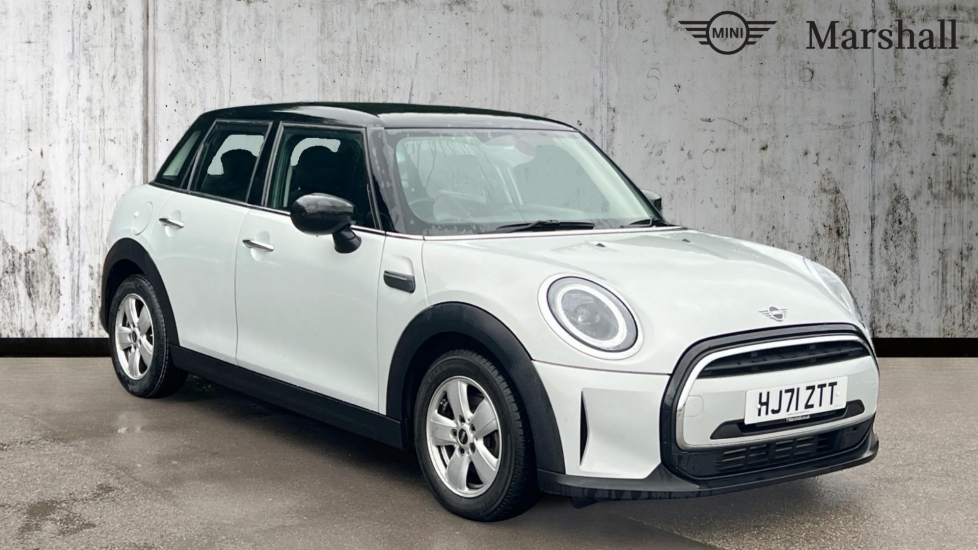 Main listing image - MINI Hatchback 5dr