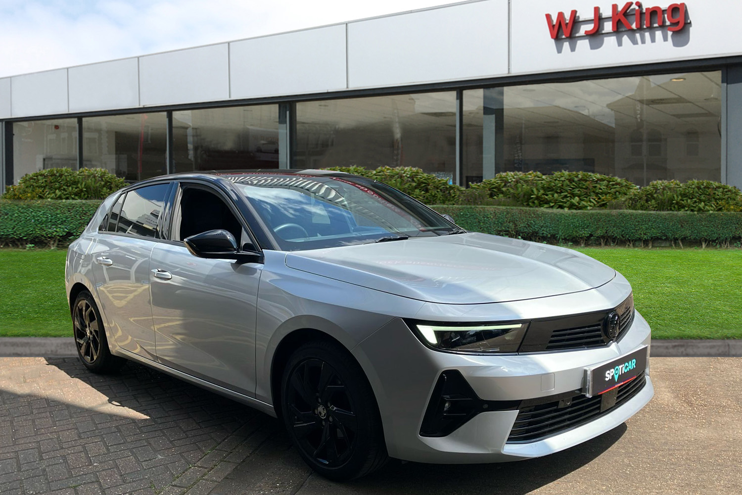 Main listing image - Vauxhall Astra