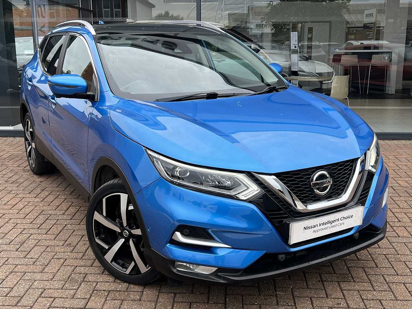 Main listing image - Nissan Qashqai