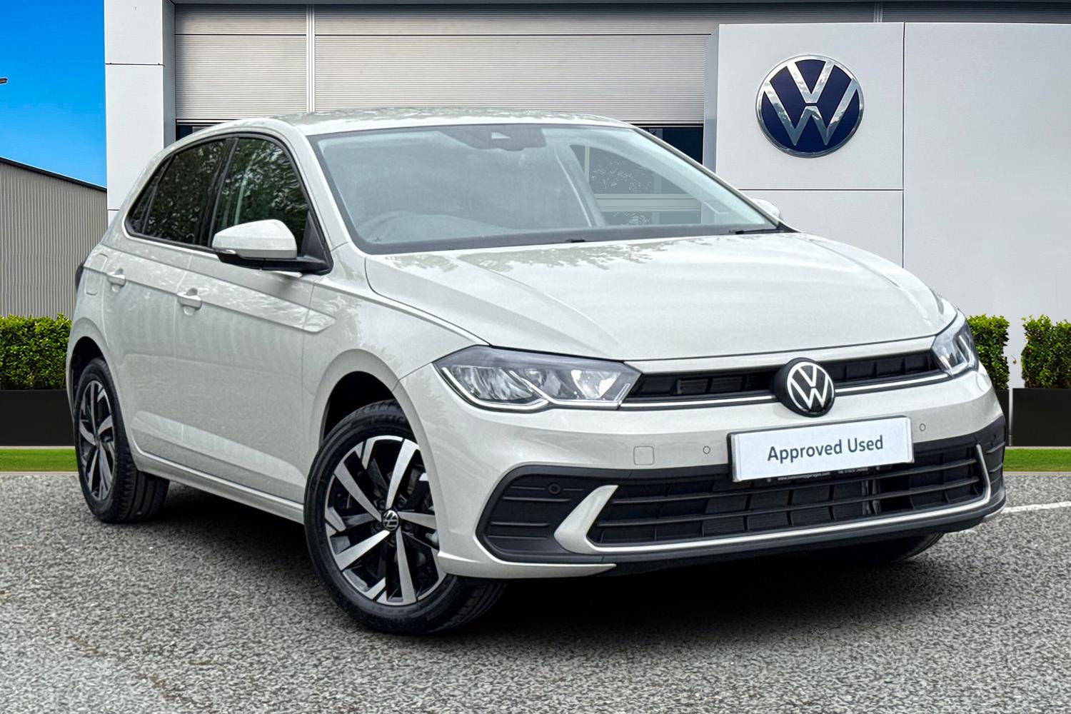 Main listing image - Volkswagen Polo