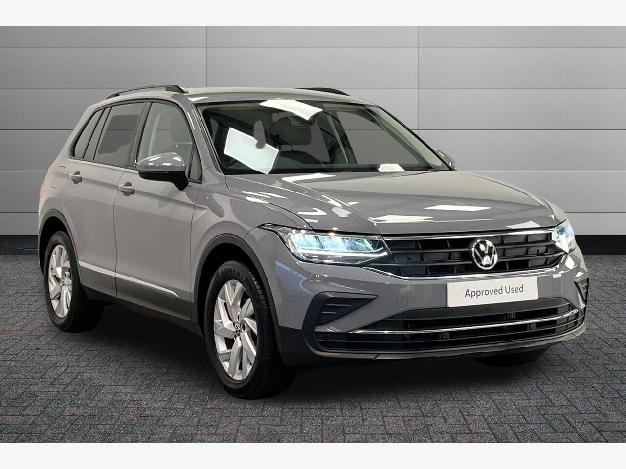 Main listing image - Volkswagen Tiguan
