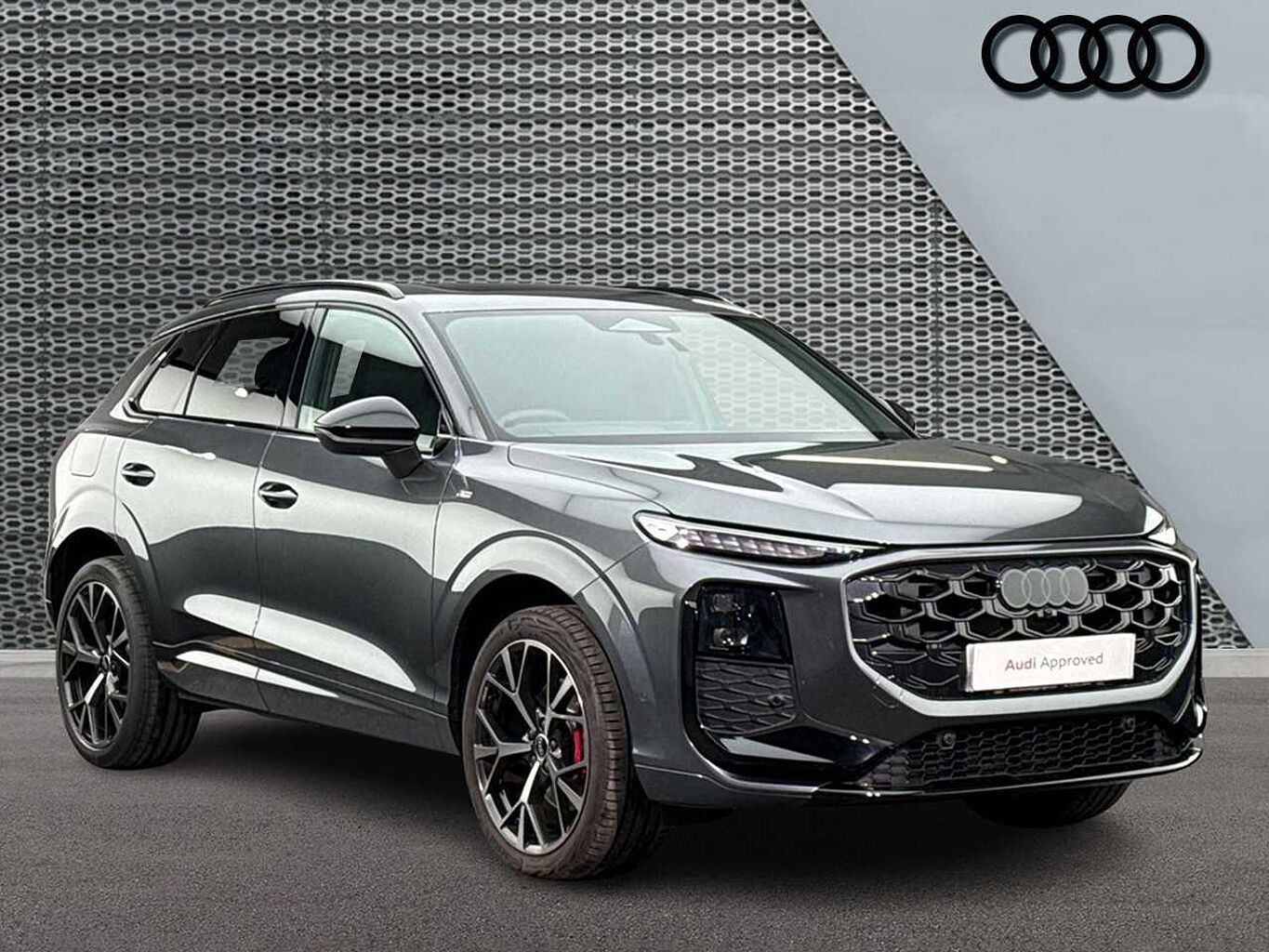 Main listing image - Audi Q3