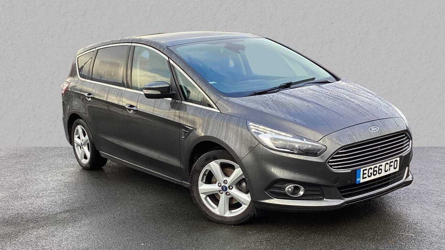 Main listing image - Ford S-MAX