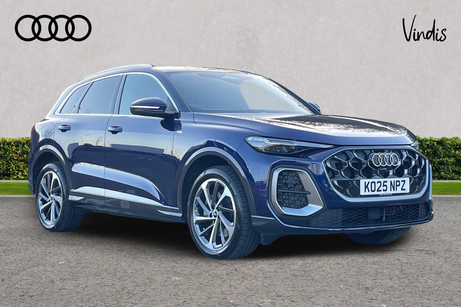 Main listing image - Audi Q5