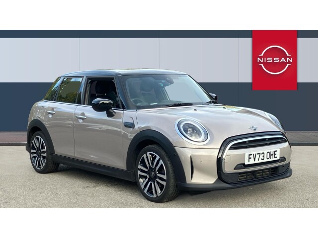 Main listing image - MINI Hatchback