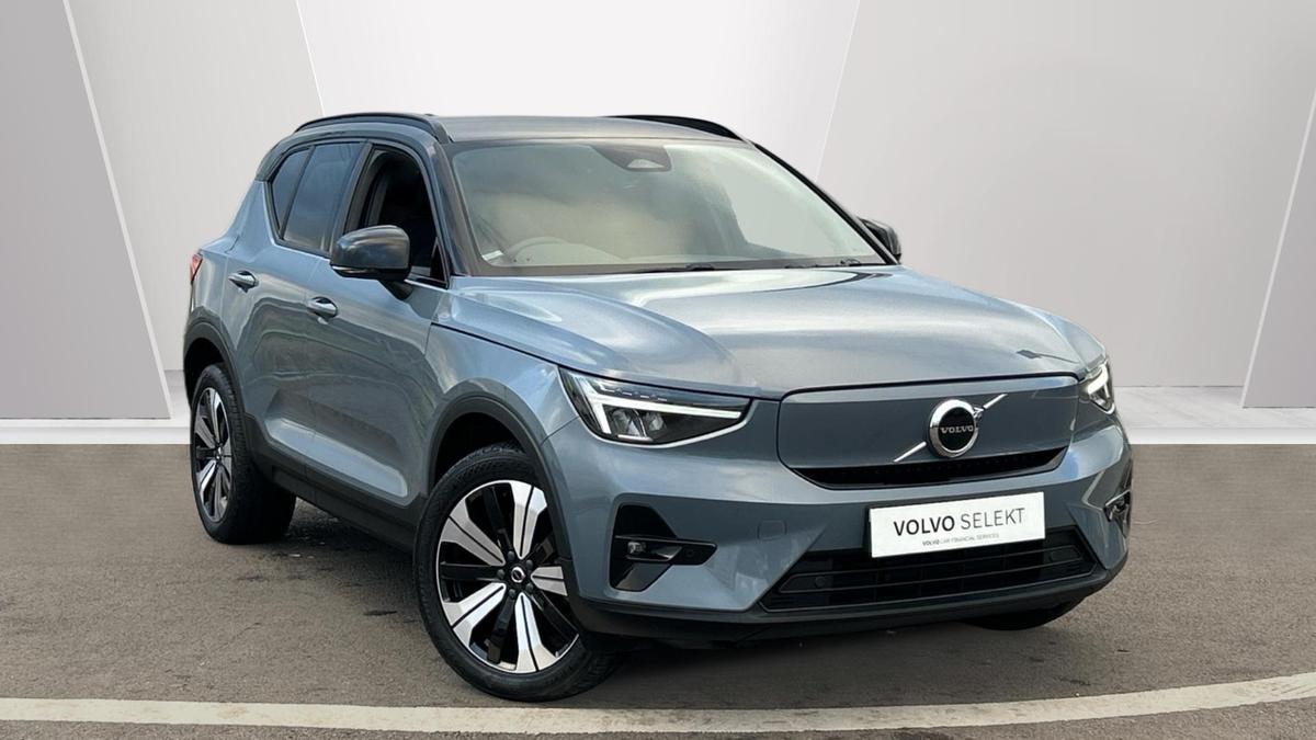 Main listing image - Volvo XC40 Recharge
