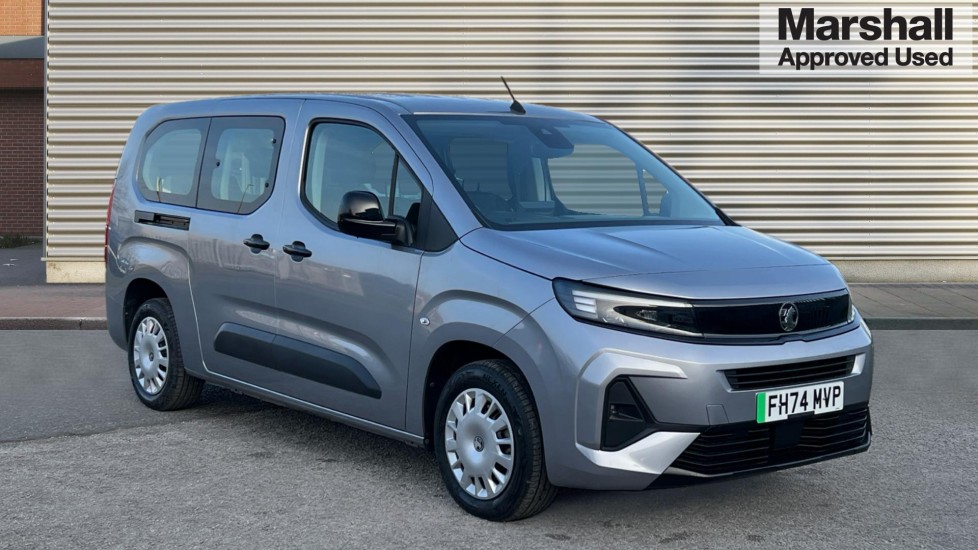 Main listing image - Vauxhall Combo Life-e