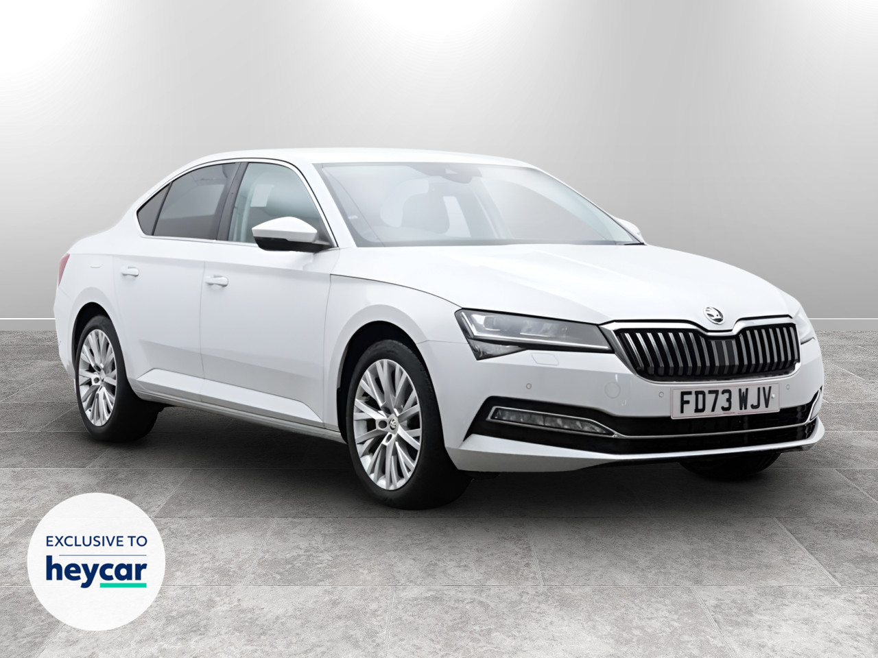 Main listing image - Skoda Superb