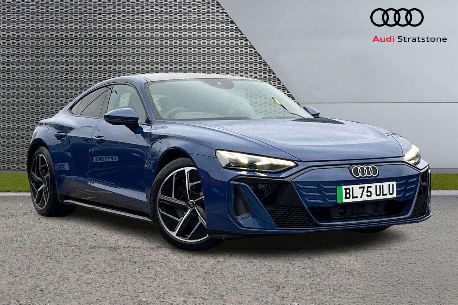 Main listing image - Audi A6 Avant