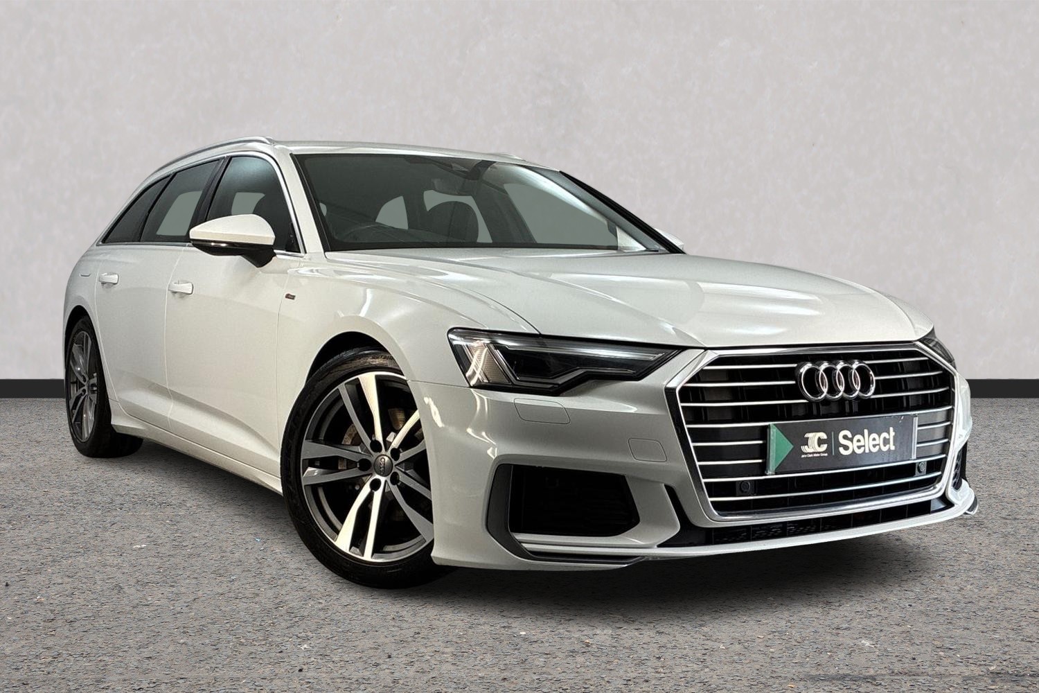 Main listing image - Audi A6
