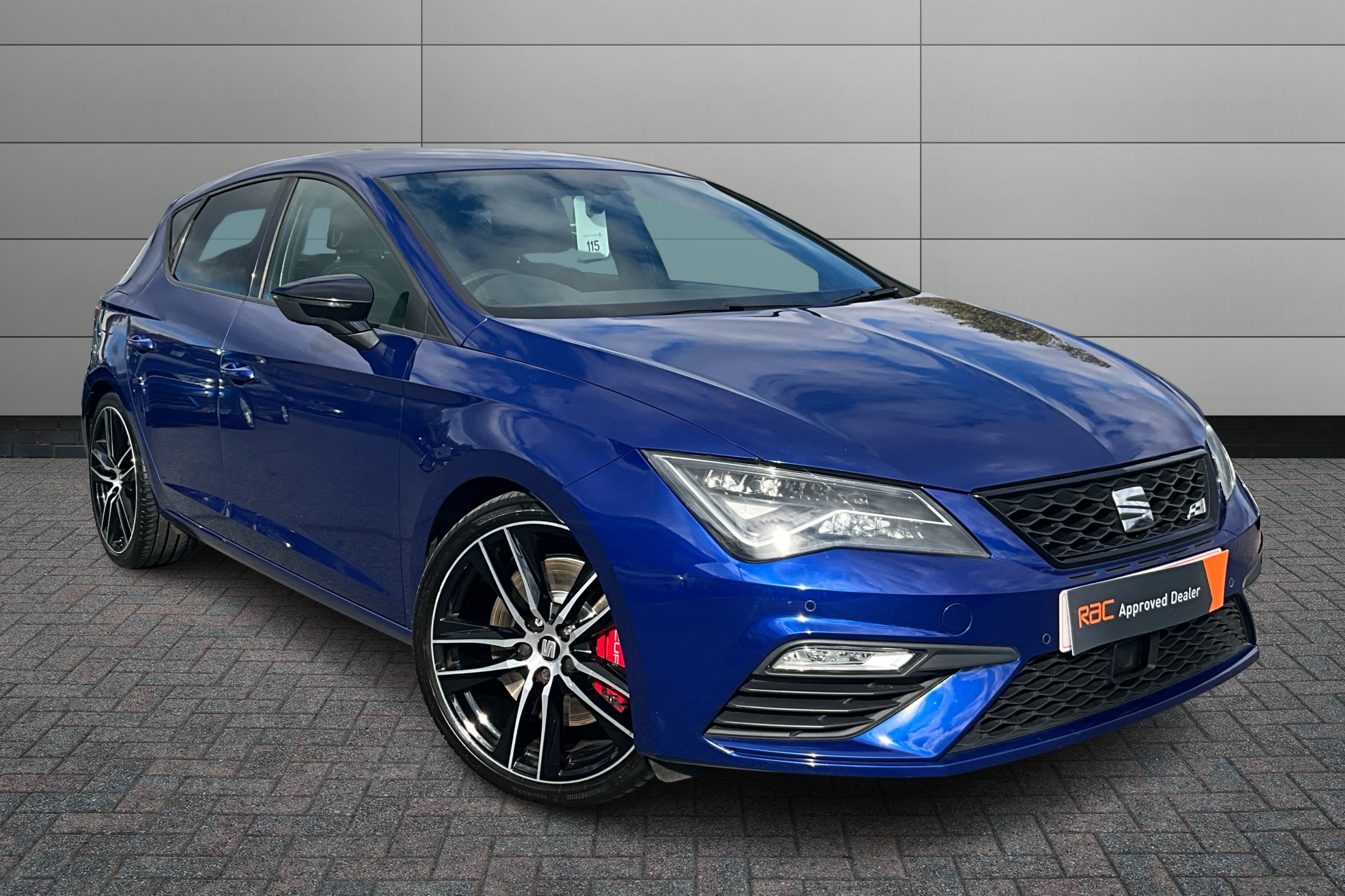 Main listing image - SEAT Leon