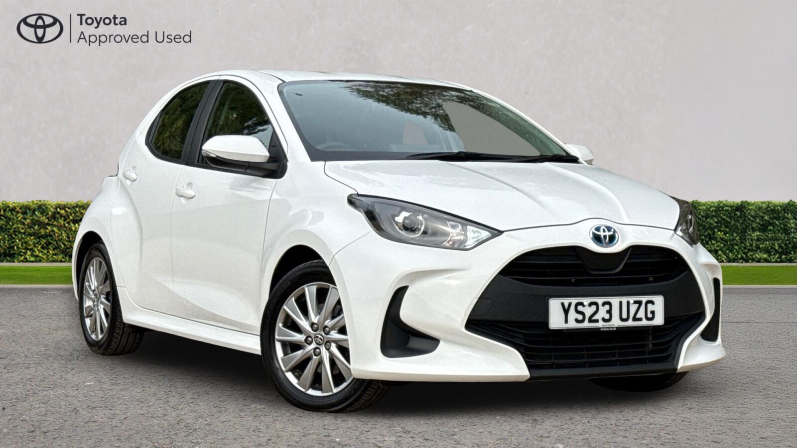 Main listing image - Toyota Yaris