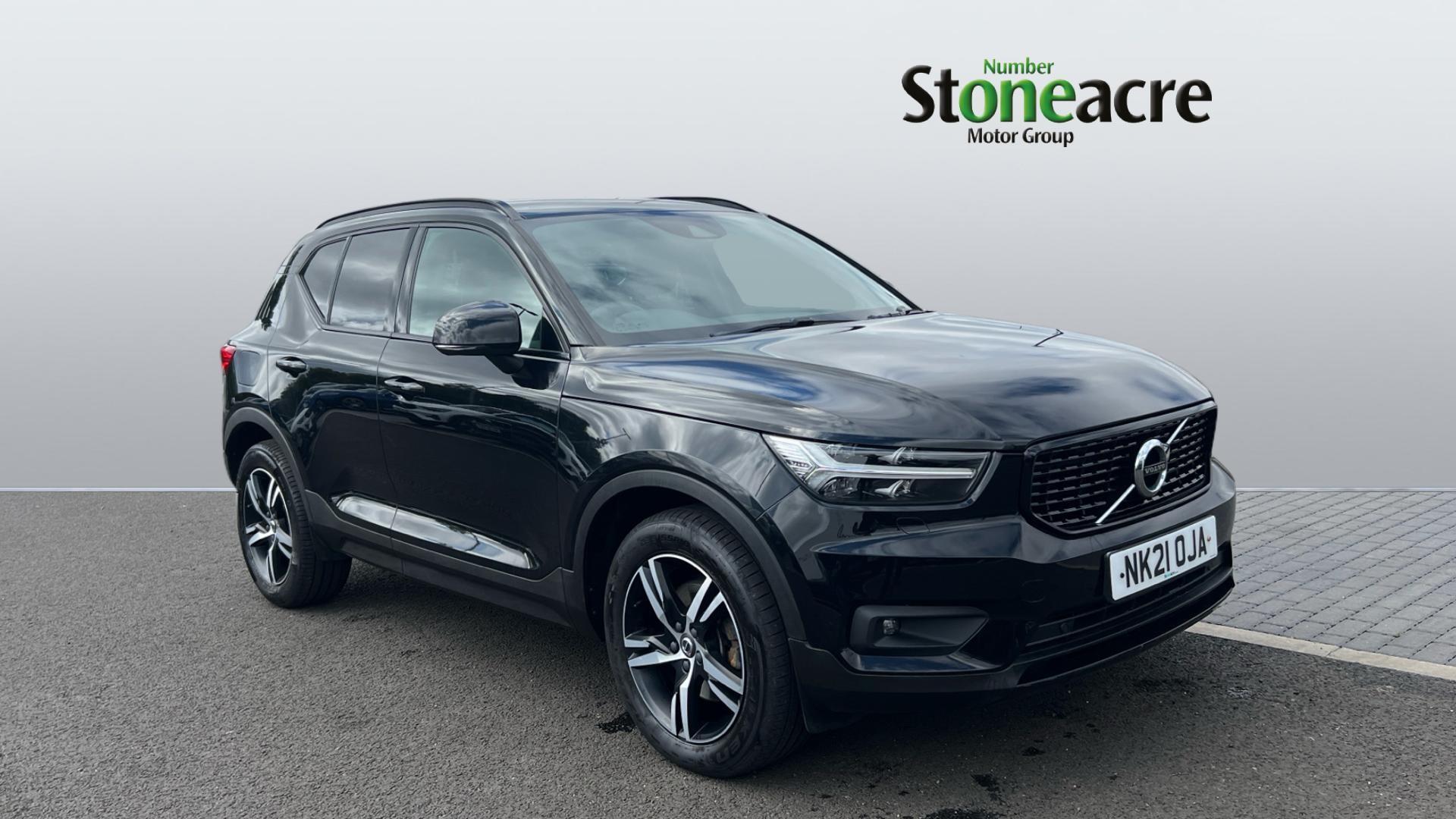 Main listing image - Volvo XC40