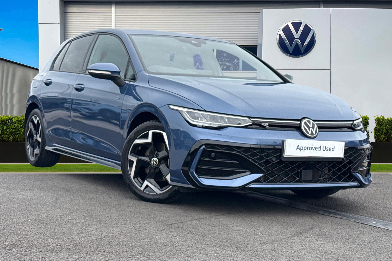 Main listing image - Volkswagen Golf