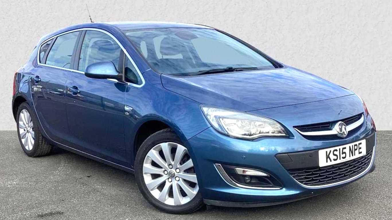 Main listing image - Vauxhall Astra