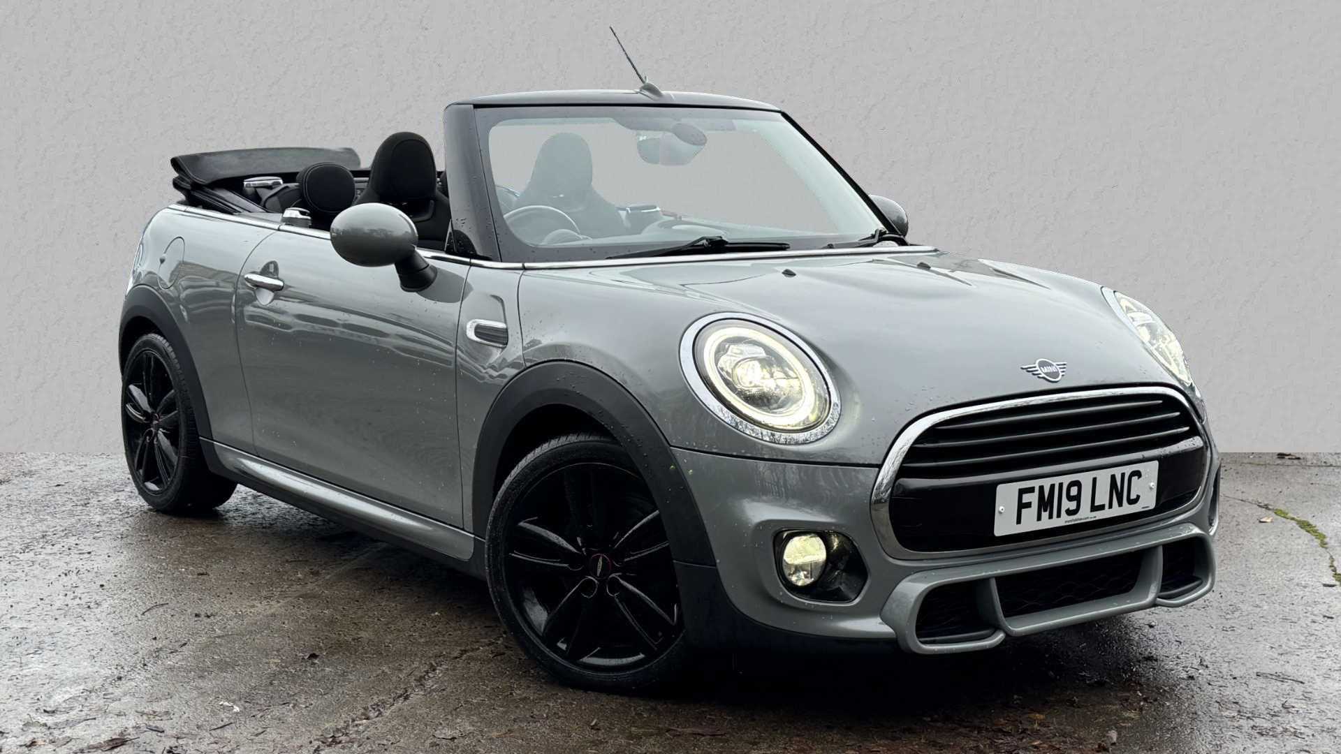 Main listing image - MINI Convertible