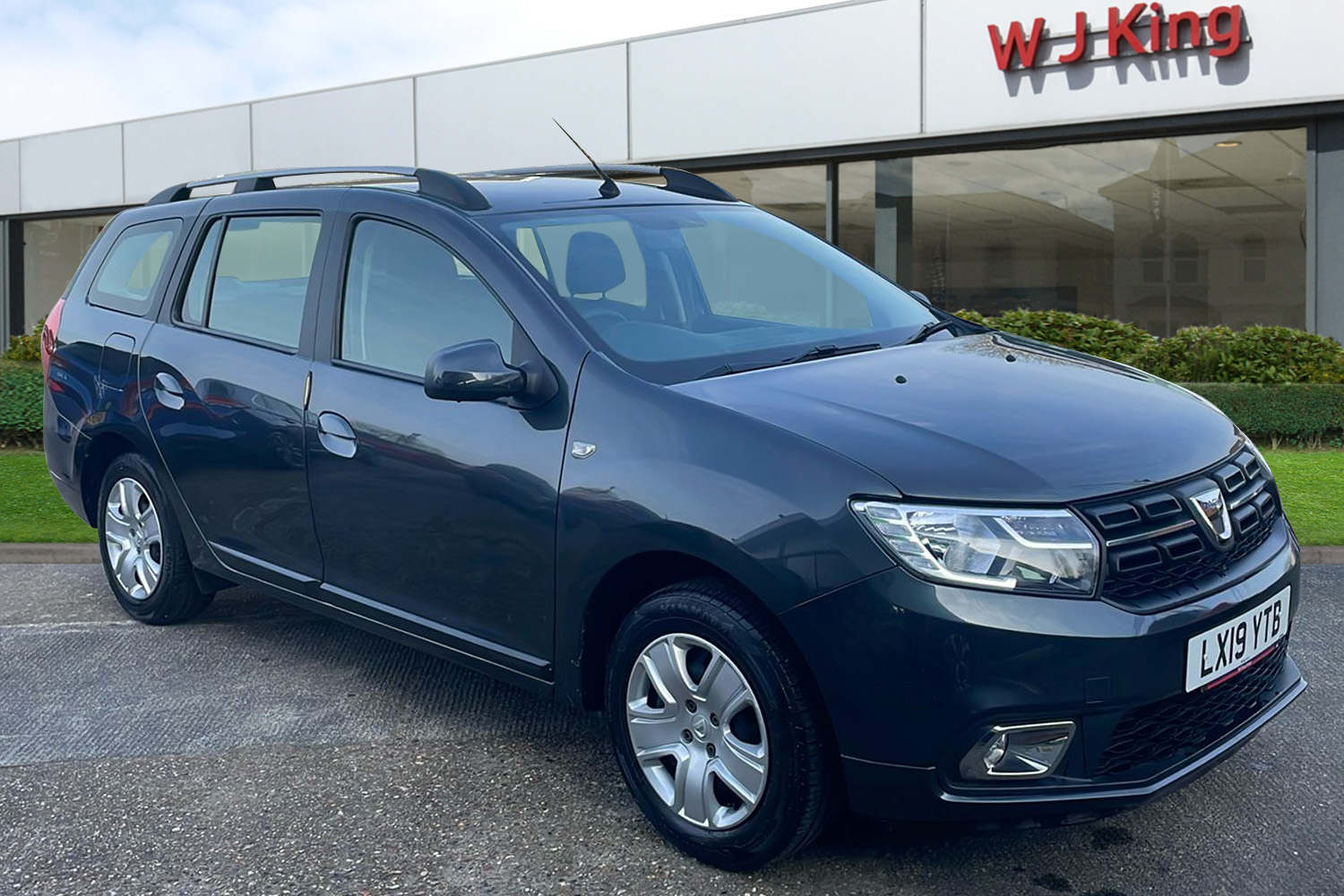 Main listing image - Dacia Logan